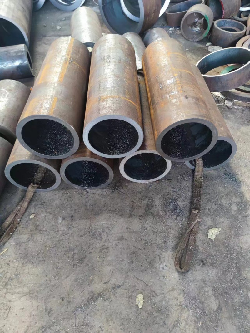 康定康定康定12Cr1MovG无缝钢管切割